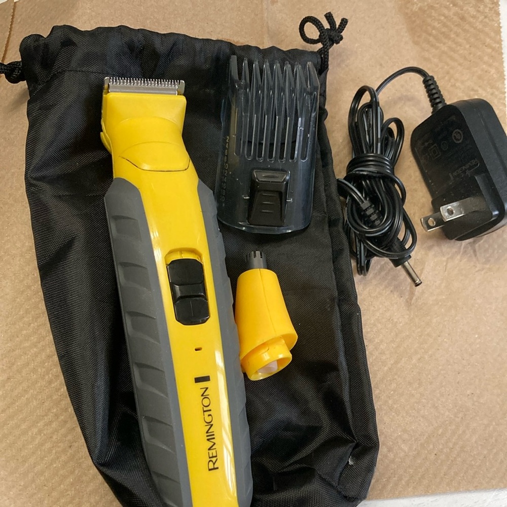 REMMINGTON HAIR CLIPPERS